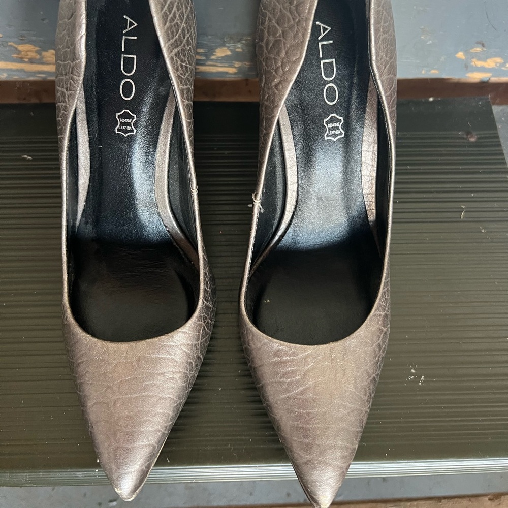 High heel shoes